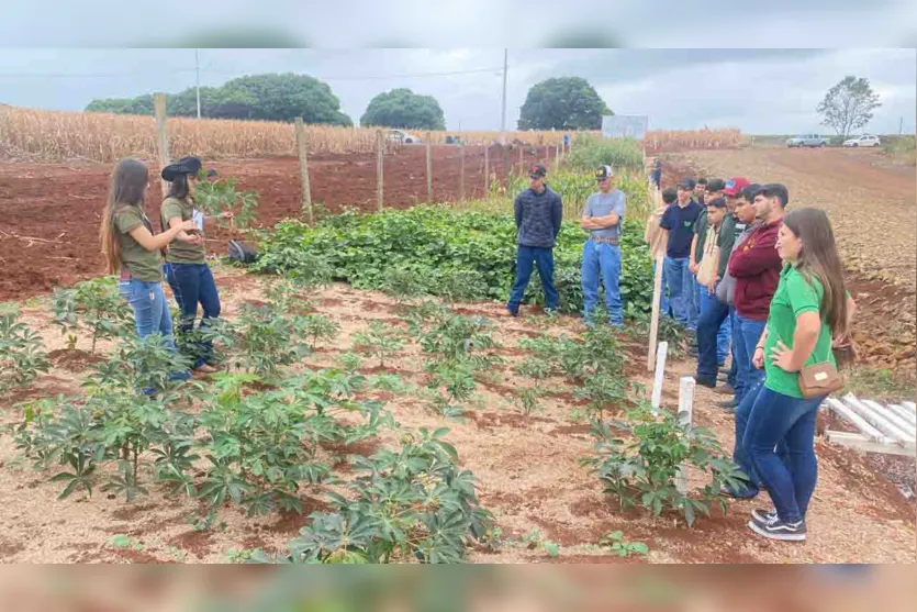  Lidianópolis sedia o I Encontro das Casas Familiares Rurais da região 