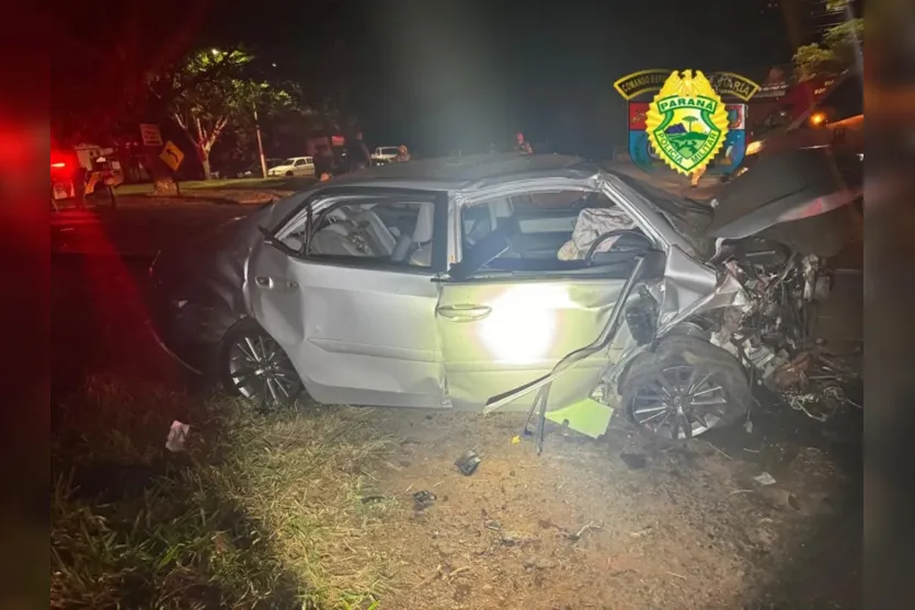  O bebê e a mulher ocupavam o Toyota Corolla 