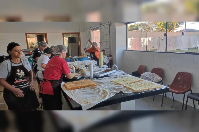  Preparativos para o bolo de Santo Antônio começaram na terça-feira 