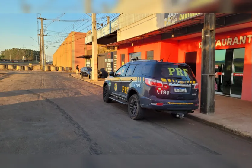 Motociclista fica em estado grave após bater em guard rail na BR-369