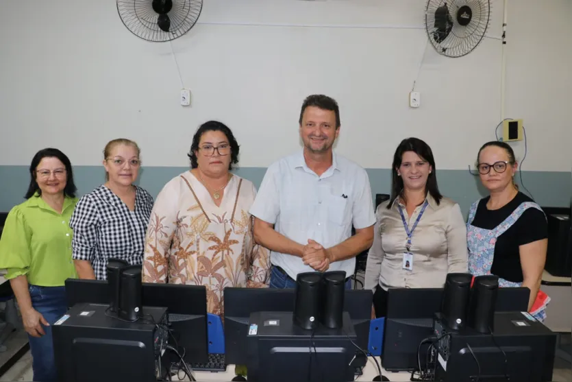 Novo Itacolomi entrega reforma e ampliação da escola municipal