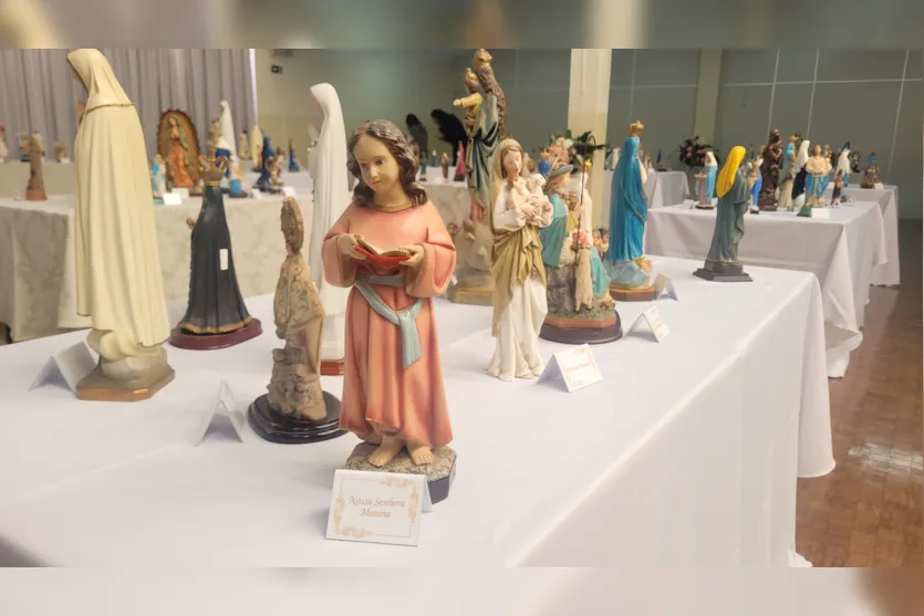 Exposição em Apucarana traz 400 representações de Nossa Senhora; veja