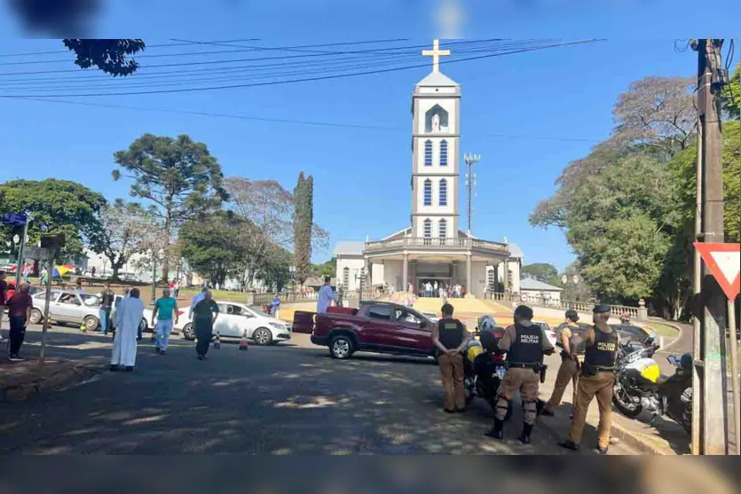  Missa e bênção de veículos marcam a Festa do Bom Jesus em Ivaiporã 