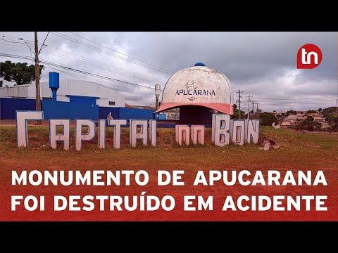 Câmera flagra carro atingindo letreiro do 'Bonezão' em Apucarana