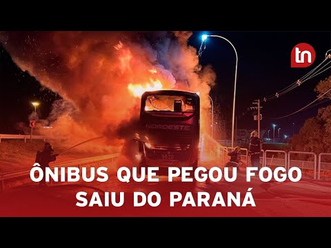 Ônibus com 45 passageiros que saiu do PR pega fogo em SC