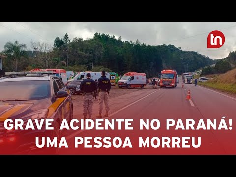 Acidente entre ônibus e carretas deixa um morto no Paraná