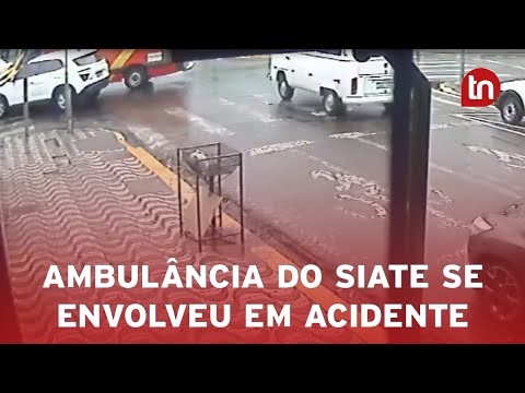 Vídeo mostra acidente entre ambulância do Siate e carro em Apucarana
