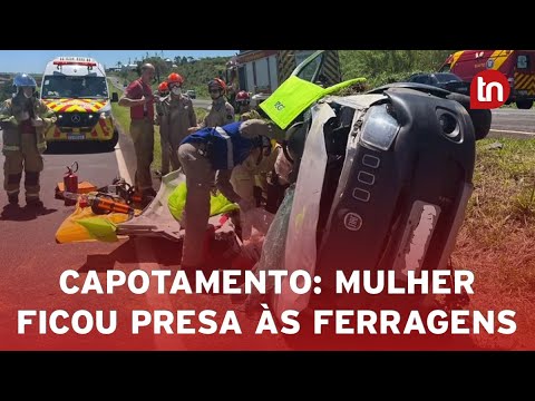 Mulher fica presa às ferragens após capotar entre Apucarana e Cambira