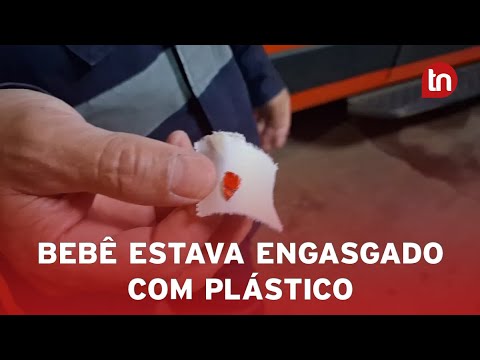 Vídeo mostra quando família leva bebê engasgado da base do Samu