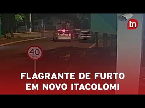 Câmera flagra veículo sendo furtado em Novo Itacolomi