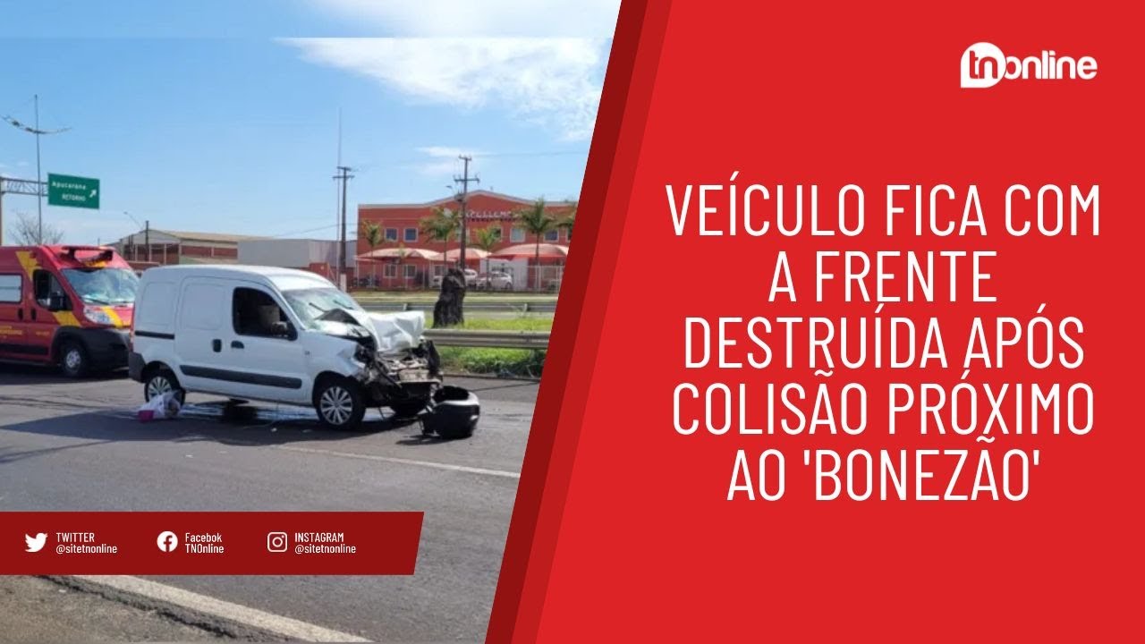 Veículo fica com a frente destruída após colisão próximo ao 'Bonezão'
