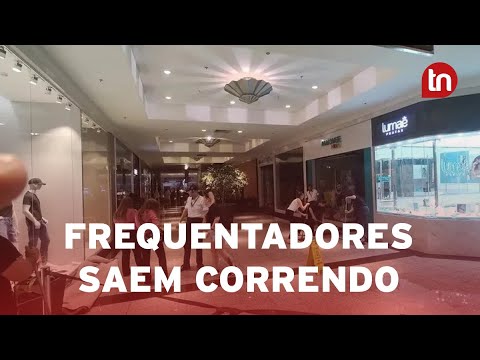 Vazamento de água desaba teto de shopping em Ponta Grossa