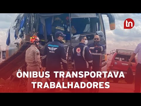Acidente entre caminhão e ônibus deixa vários feridos em Bom Sucesso