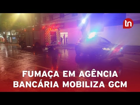 Sistema antifurto causa nuvem de fumaça em banco de Apucarana