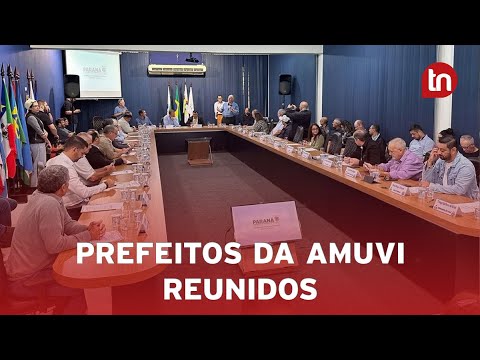 Amuvi recebe secretários estaduais durante reunião em Apucarana
