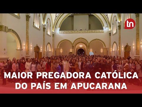 Alessandra Santtos faz pregação com as Mães Intercessoras em Apucarana