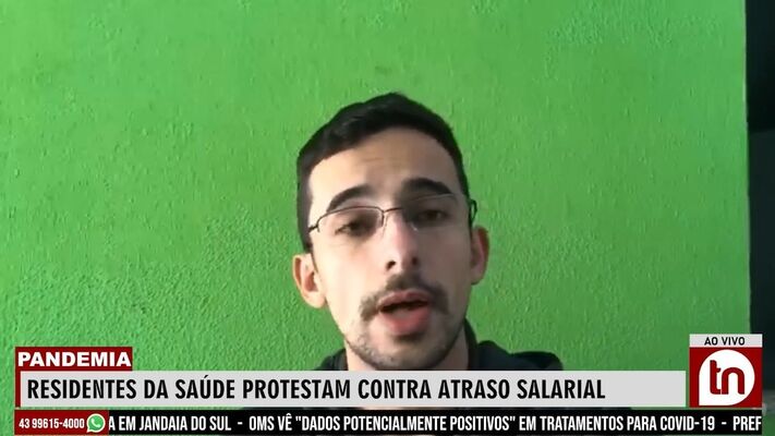 Residentes da saúde protestam contra atraso salarial