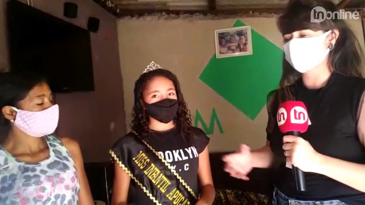Menina que vendeu latinhas para alugar vestido participa de concurso em Curitiba