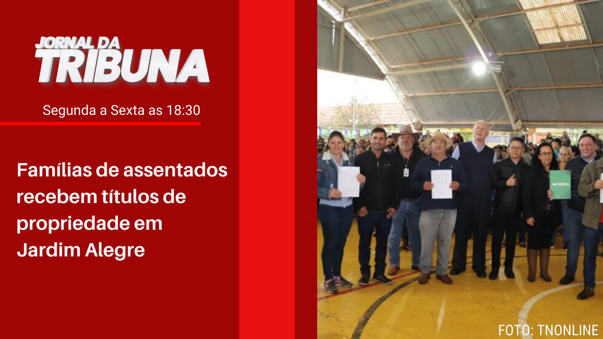 Famílias de assentados recebem títulos de propriedade em Jardim Alegre