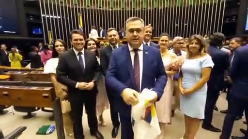 Beto Preto toma posse como deputado federal em Brasília