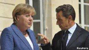  Merkel e Sarkozy não querem discutir eurobonds antes de afinar políticas fiscal e monetária da região