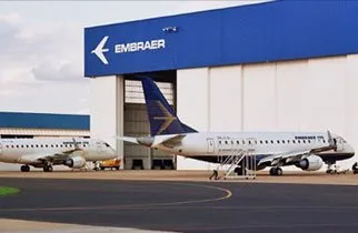  Embraer teve faturamento líquido de R$ 2,44 bilhões, queda de quase 20% ante igual intervalo de 2009