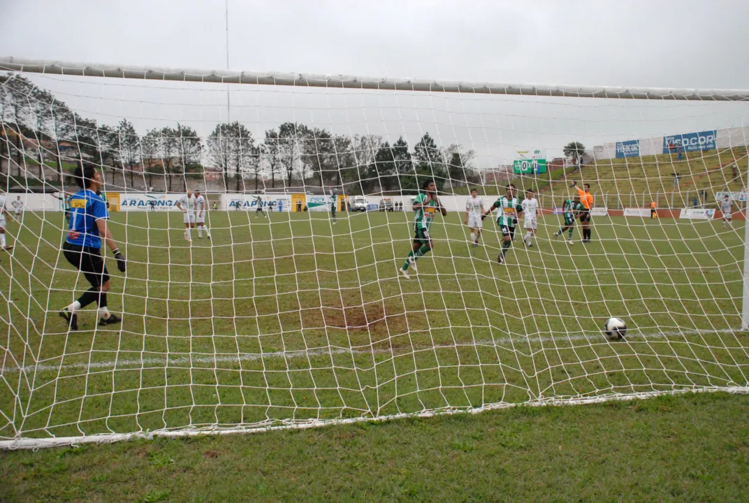   O gol do Arapongas foi marcado por Baiano, cobrando penalidade máxima aos 25 minutos do segundo tempo