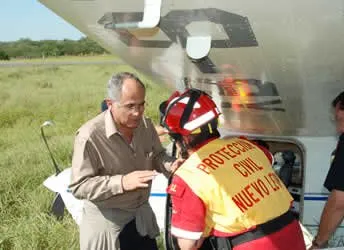 Um voo charter com 152 passageiros brasileiros a bordo realizou pouso de emergência ontem, 17, em Neuquén, a 1.150 quilômetros de Buenos Aires