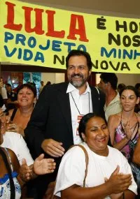  Queiroz terá como principal adversário Joaquim Roriz (PSC)