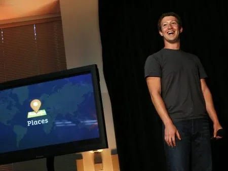  O Facebook, empresa criada por Mark Zuckerberg, preferiu não comentar com a Bloomberg sobre eventuais planos de lançar celulares