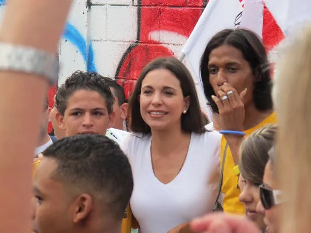Mara Corina durante campanha na Venezuela