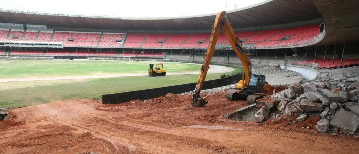  O Mineirão passa por reformas para a Copa do Mundo; Atlético-MG e Cruzeiro estão sem 'casa'