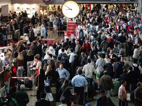  Cerca de 34% dos voos internacionais registraram  atrasados