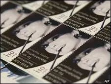  Maioria dos selos foi destruída porque filho da atriz vetou comercialização