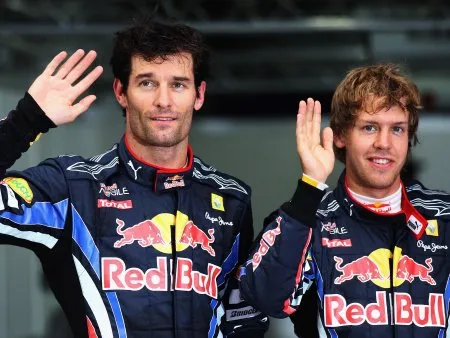  Mark Webber (esquerda) deveria ter preferência na Red Bull em relação a Sebastian Vettel (direita), diz Niki Lauda