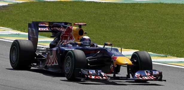  Vettel lidera o GP do Brasil depois de garantir primeira posição na primeira volta