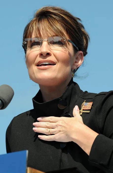  Sarah Palin acredita que vai ajudar a melhorar a popularidade