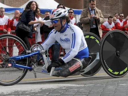  Zanardi sonha com medalha no ciclismo da Paraolimpíada