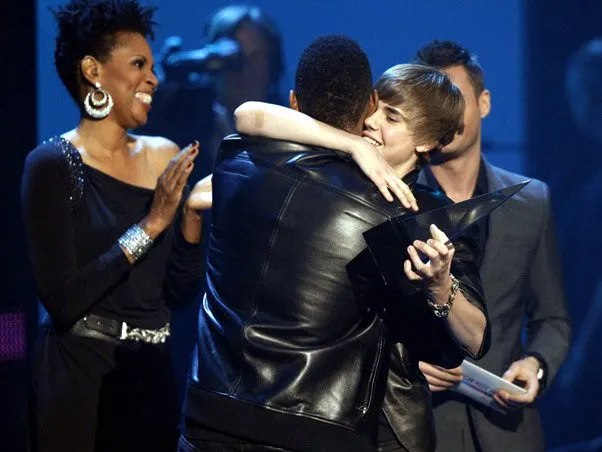  Usher e Justin Bieber