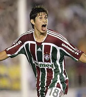  Conca mantém a boa fase com a camisa do Fluminense no Campeonato Brasileiro