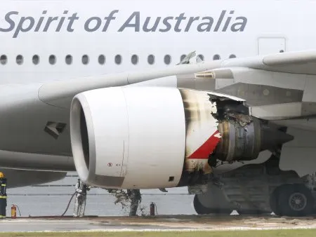  Uma das quatro turbinas do Airbus A380 da Qantas explodiu durante o voo; investigação diz que perícia dos pilotos ajudou a evitar desastre