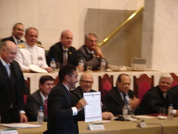  Tiririca recebe diploma na Assembleia Legislativa 