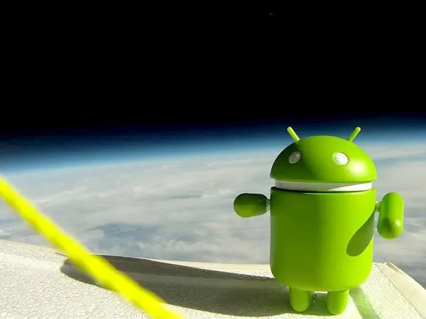  Google enviou aparelhos Nexus S para fotografar, coletar dados e marcar a presença do Android na estratosfera