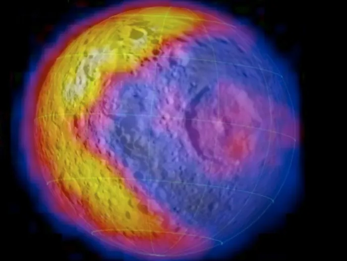  Foto de lua de Saturno lembra jogo Pac-Man e supreende cientistas da Nasa