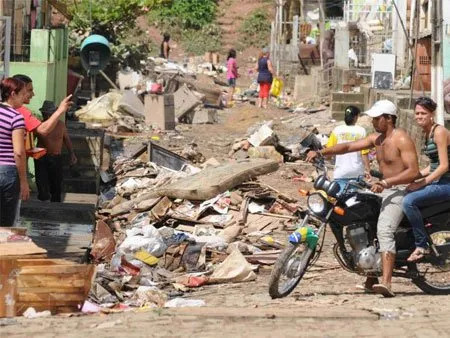 Chuva destruiu cidade de Palmares no meio do ano de 2010