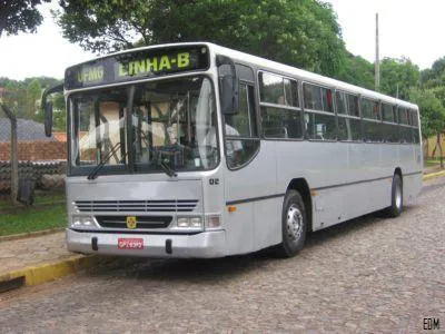  Assaltos a ônibus tem ocorrido com frequência na região Norte do Paraná