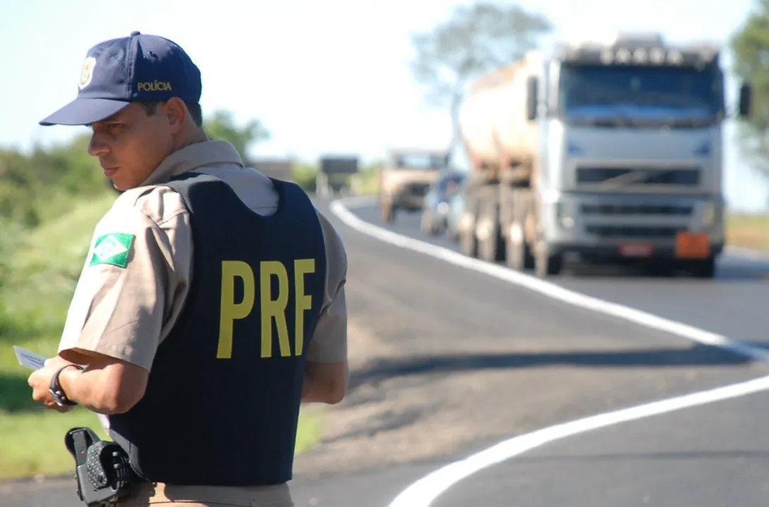 Medida restritiva do tráfego de caminhões visa dar segurança e fluidez ao tráfego de veículos