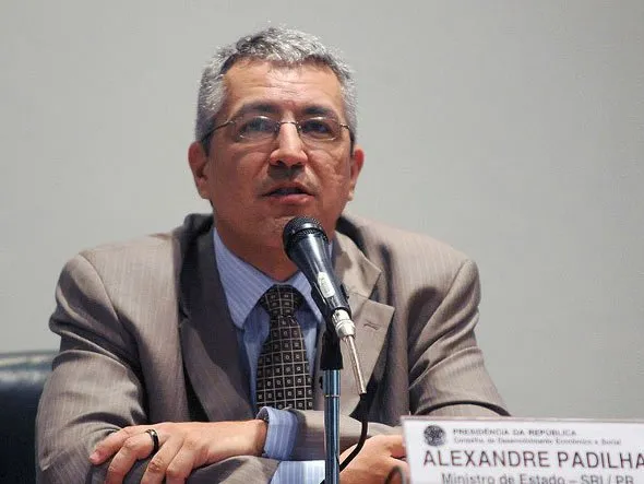  Ministro Alexandre Padilha defendeu uma melhor gestão dos recursos existentes