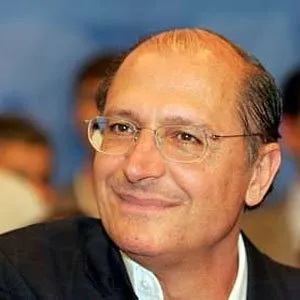 Alckmin recebe alta após dois dias internado em São Paulo