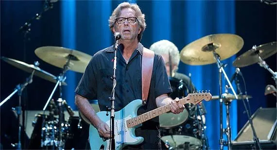 Eric Clapton fará três apresentações no Brasil em outubr